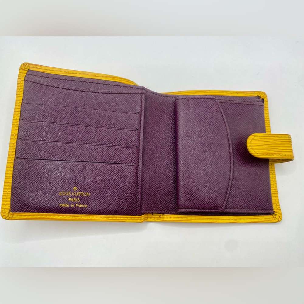Louis Vuitton Yellow Wallet - Picture 3 of 9